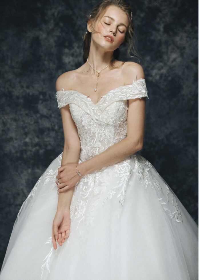Amelie Grace Gown - Image 3